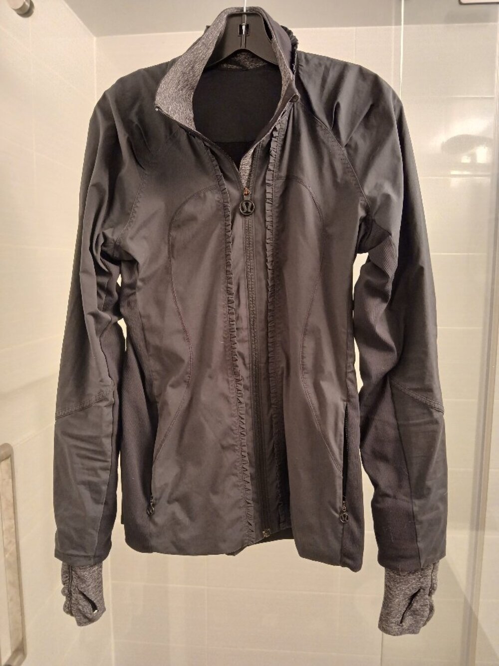 Lululemon Pleated Zip-Up Jacket